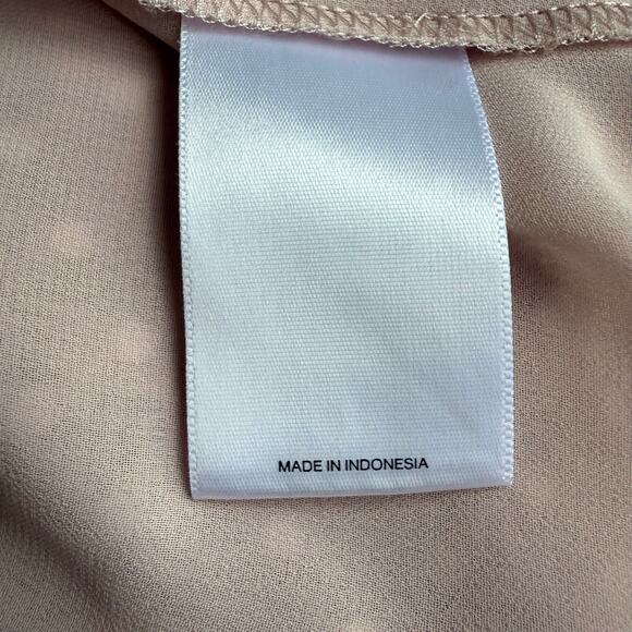 Express Womens Pink Fairy Blouse Medium Flutter Sleeve Cottage Feminine Coquette - Picture 16 of 16